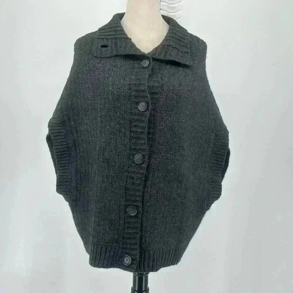 Garnet Hill Cable Knit Wool Rabbit Hair Blend Cardigan Cape Sweater Womens Small - Picture 1 of 11
